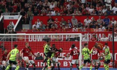 1xBit体育课程-曼联客场取胜，重返英超前列积分榜