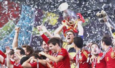 1xBit体育官网app-皇马名宿卡西利亚斯重返赛场