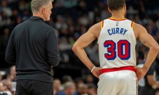 1xBit体育vip注册-火箭大胜骑士，西部前五位置稳固