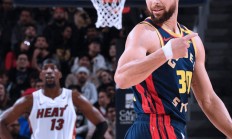 1xBit体育中国官网-勇士主场惨败雷霆，库里缺席伤愈表现欠佳的简单介绍