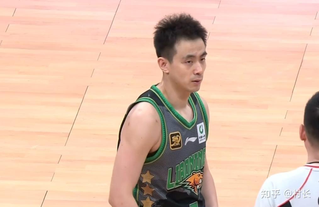 热门球队火力全开，取得连胜喜人成绩