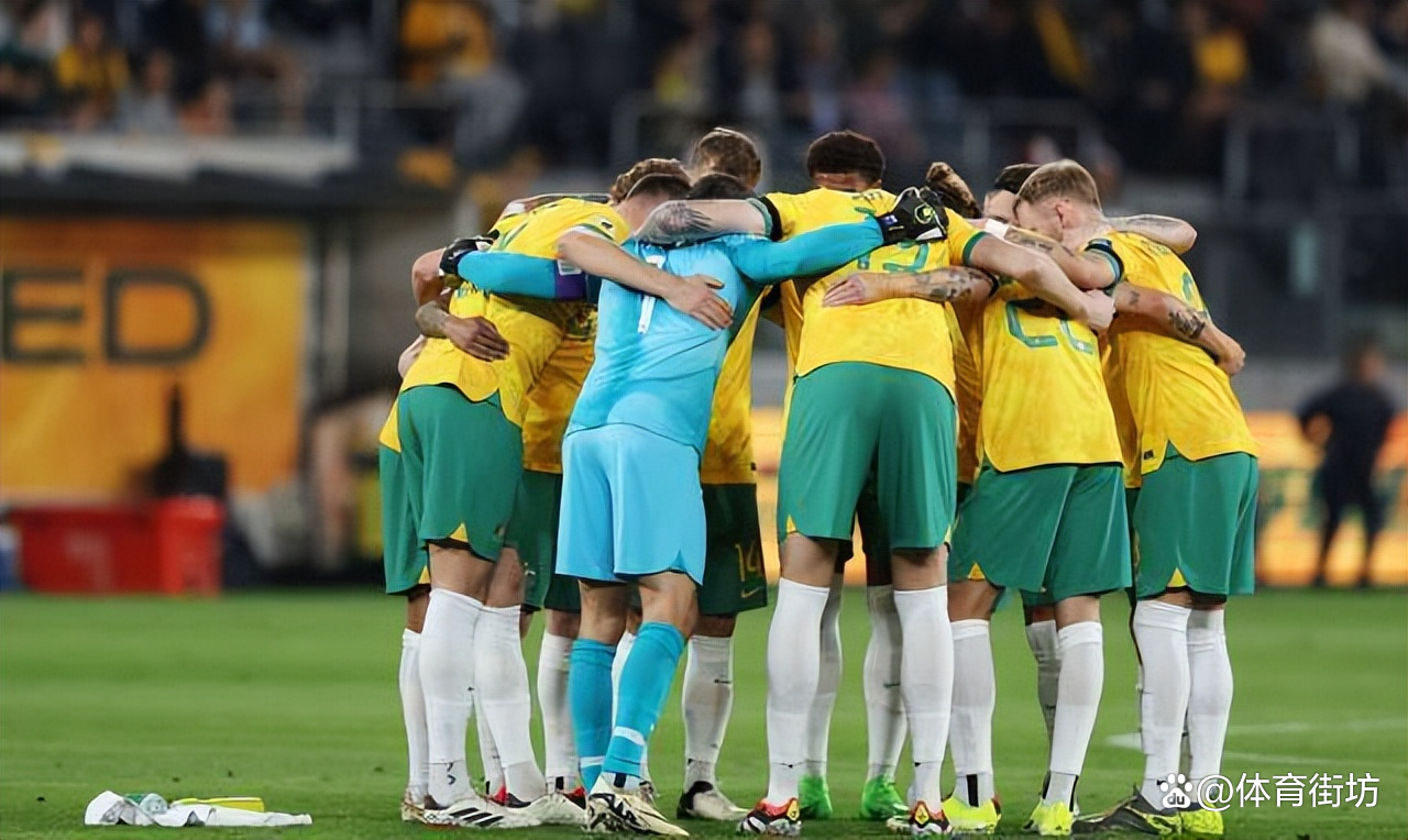 包含欧国联比赛中强强对话，战火连绵引爆球迷激情的词条