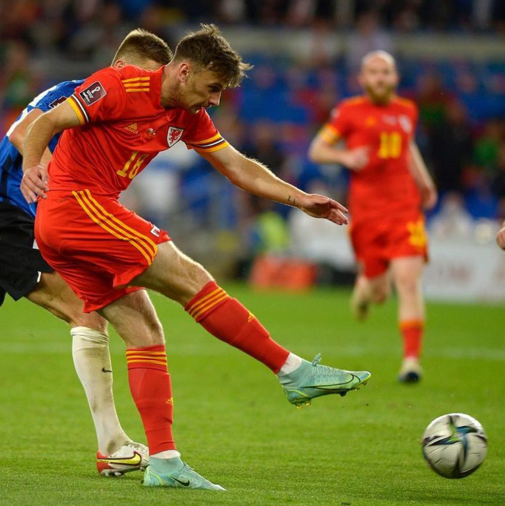 牛津联主场告负，牛津联球员不畏艰难困苦