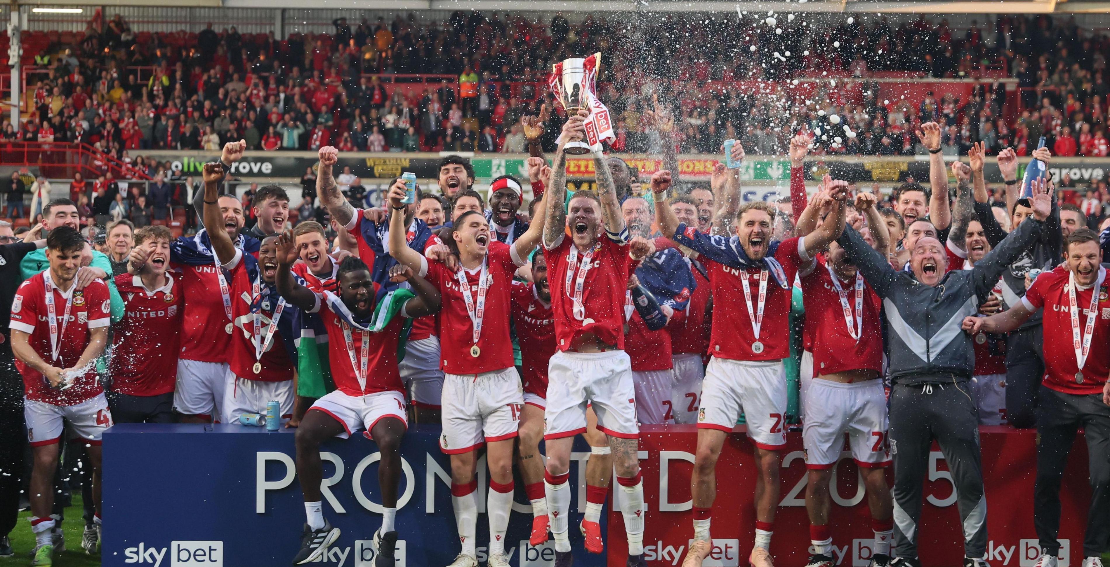 包含里昂外援出色表现，球队胜出乐开花的词条