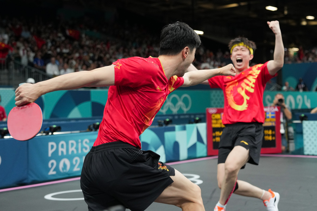 热闹异常！赛场上的战况令人瞩目