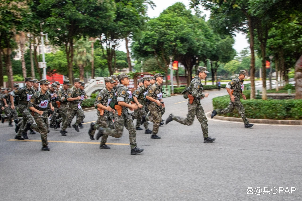 关键比赛迎来关键胜利，队伍士气高涨的简单介绍