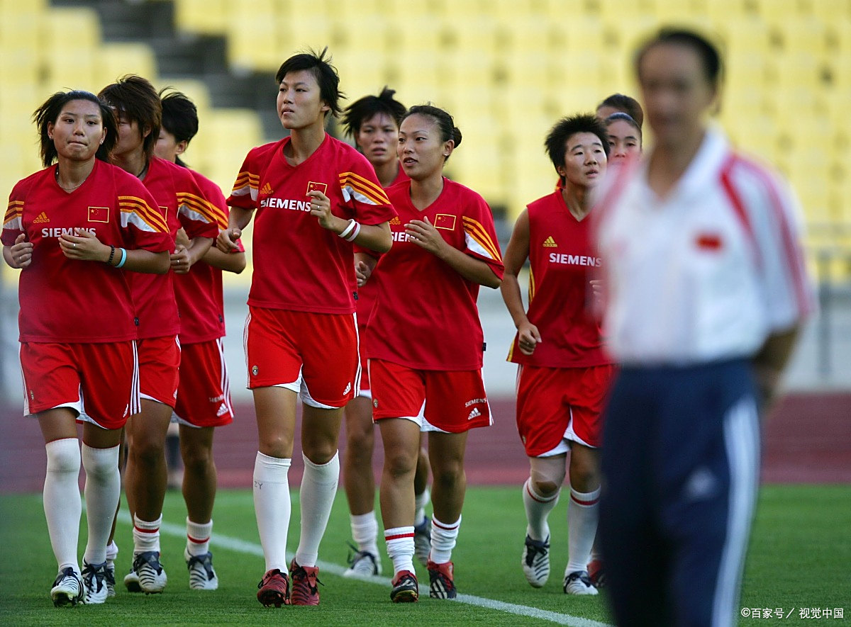 女足比赛策略调整有效，收获胜利的简单介绍
