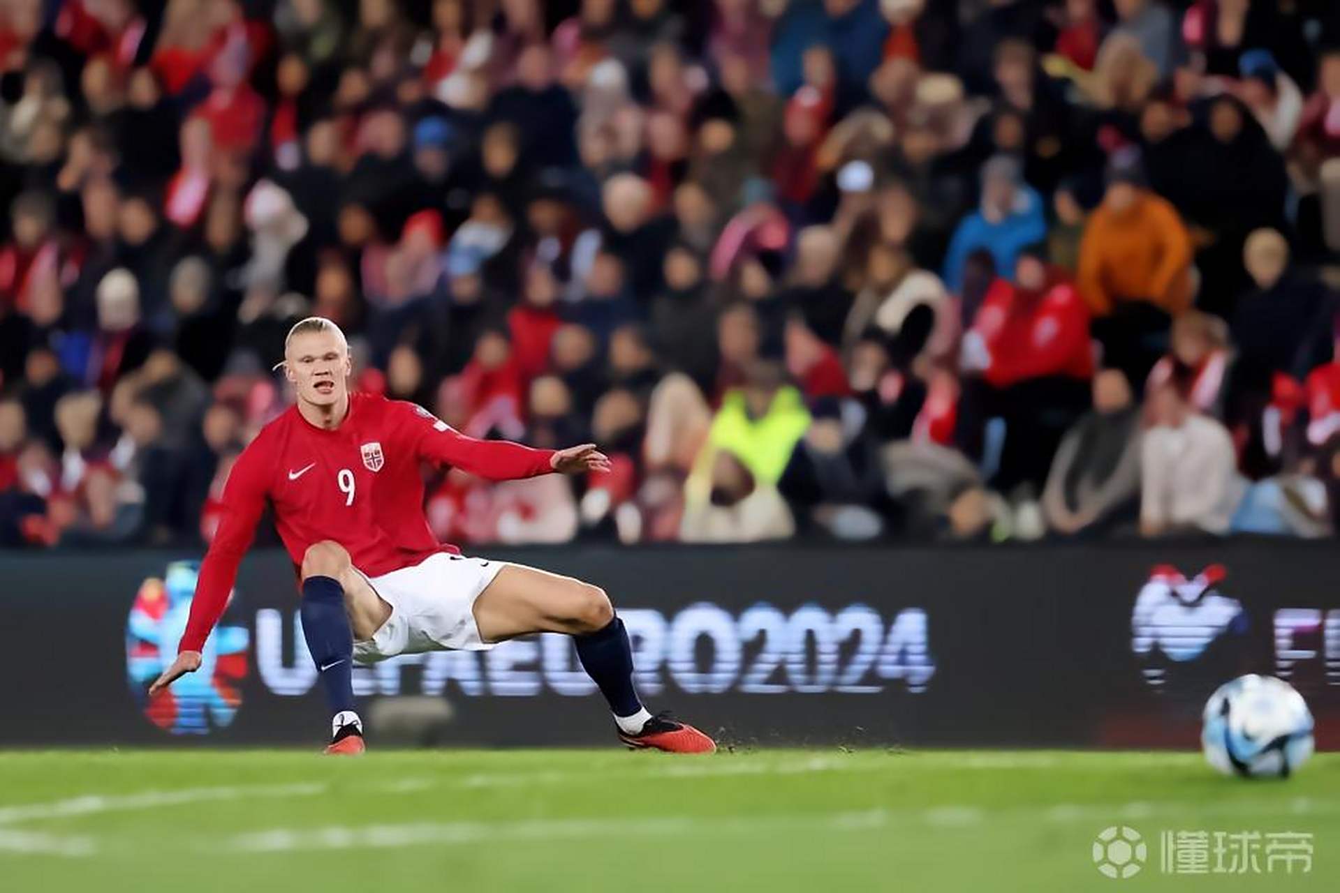 包含西班牙战胜挪威，欧预赛晋级成功的词条