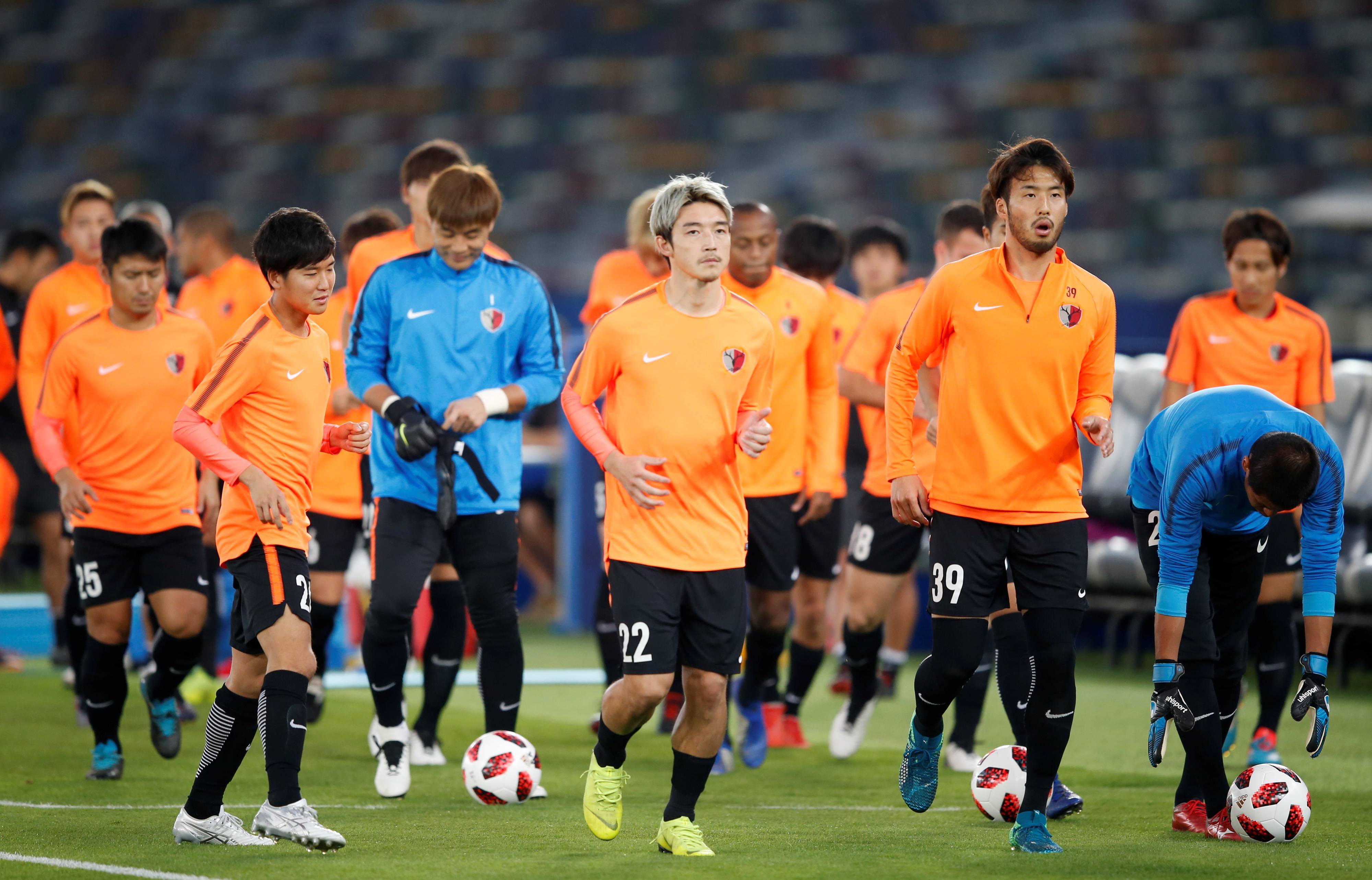 关于战术变化频繁,场上球员体现出色临场发挥的信息 关于战术变化频繁,场上球员体现出色临场发挥的信息