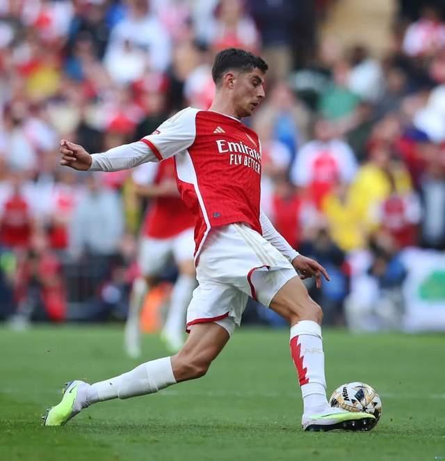 包含前场射手手感火热，连续进球让对手难以防守的词条