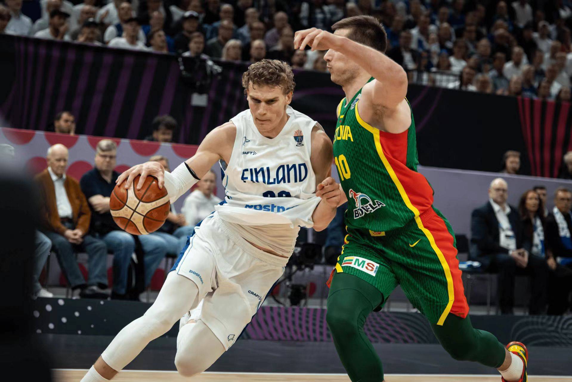 欧洲篮球联赛季后赛进入激烈角逐