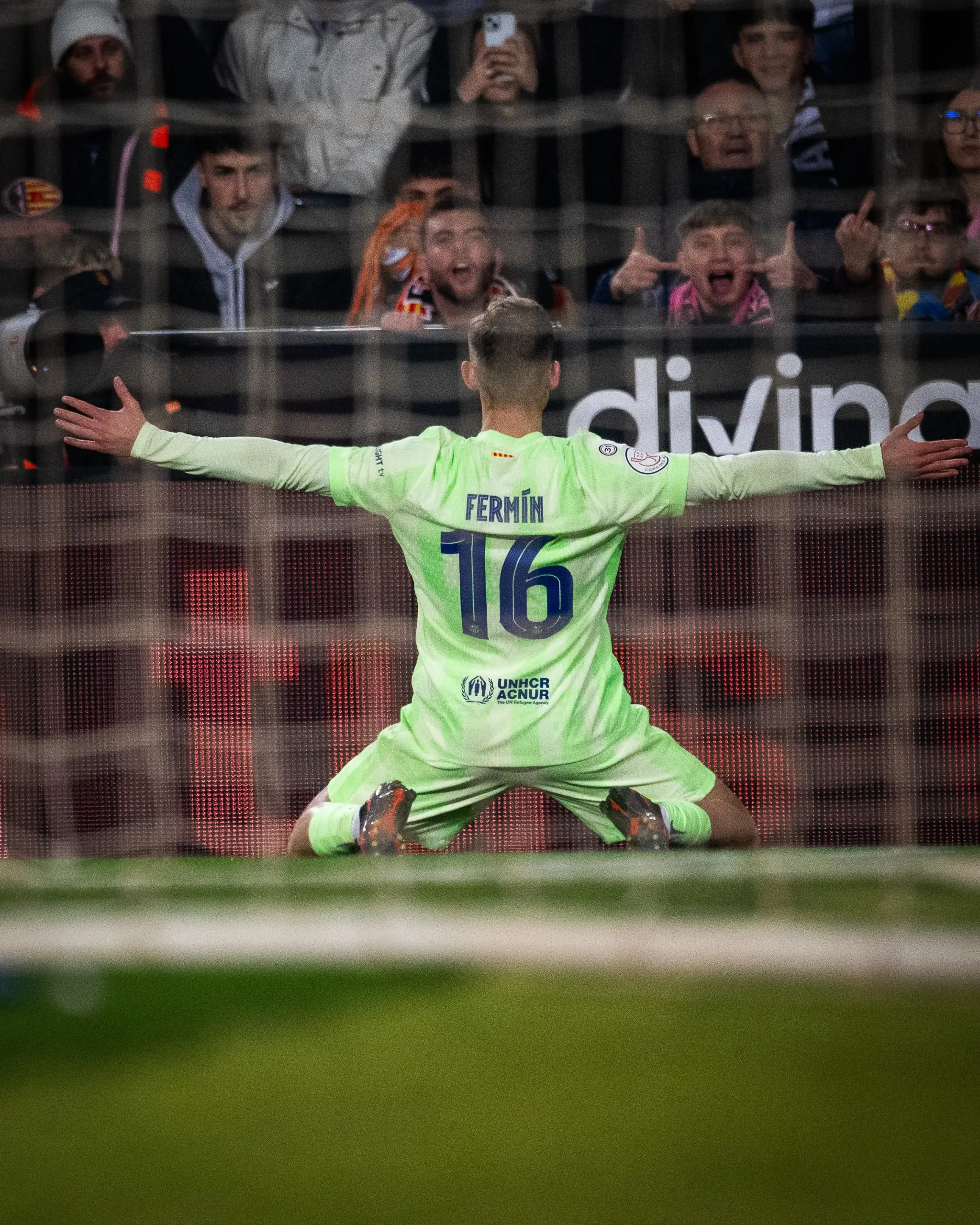 瓦伦西亚俱乐部准备迎战下一场比赛的简单介绍