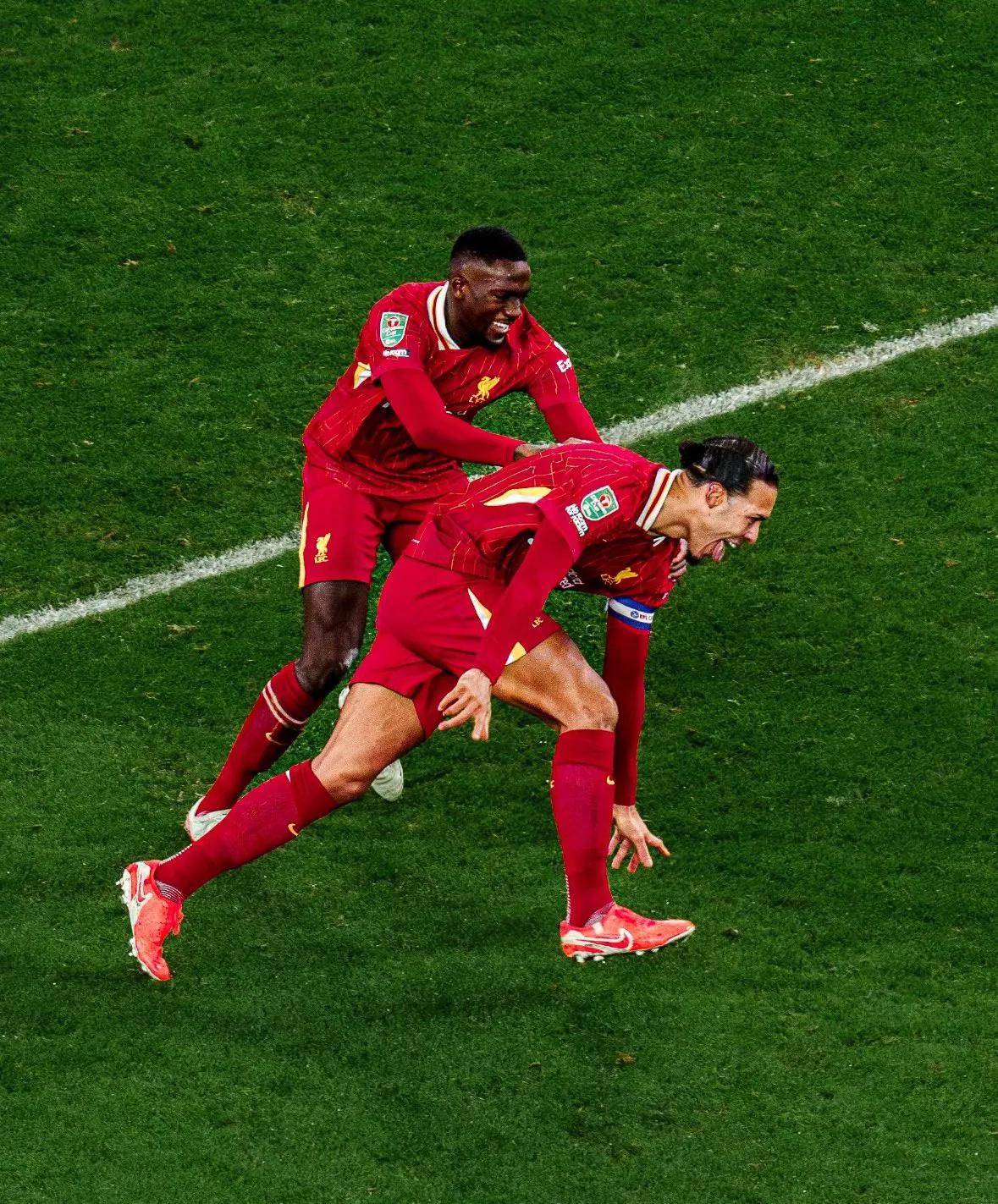 利物浦宣布与球员续约，稳固球队中场实力