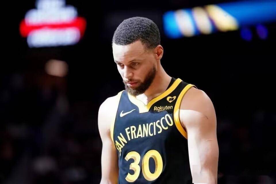 勇士主场惨败雷霆,库里缺席伤愈表现欠佳的简单介绍 勇士主场惨败雷霆,库里缺席伤愈表现欠佳的简单介绍