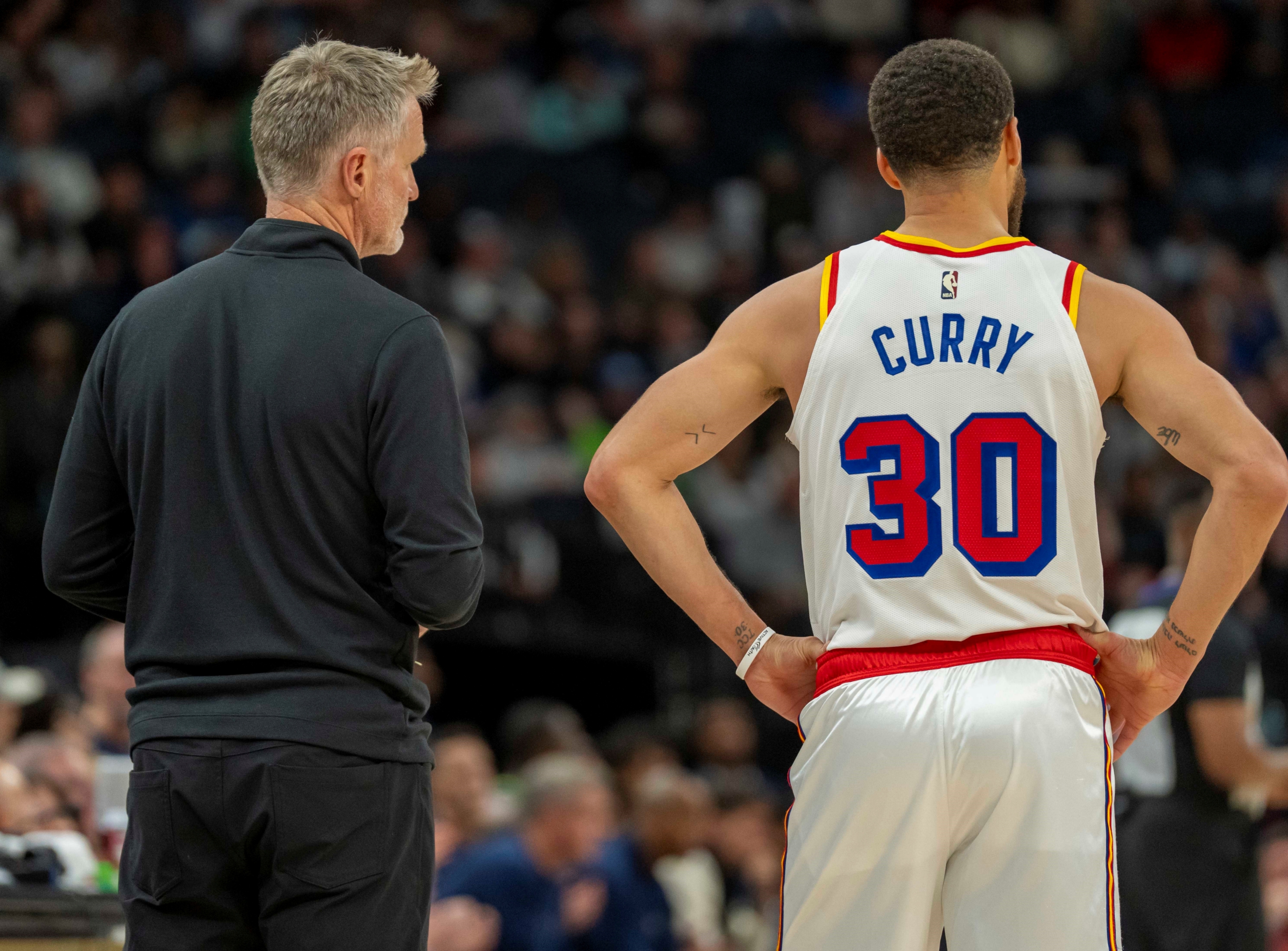 火箭大胜骑士，西部前五位置稳固